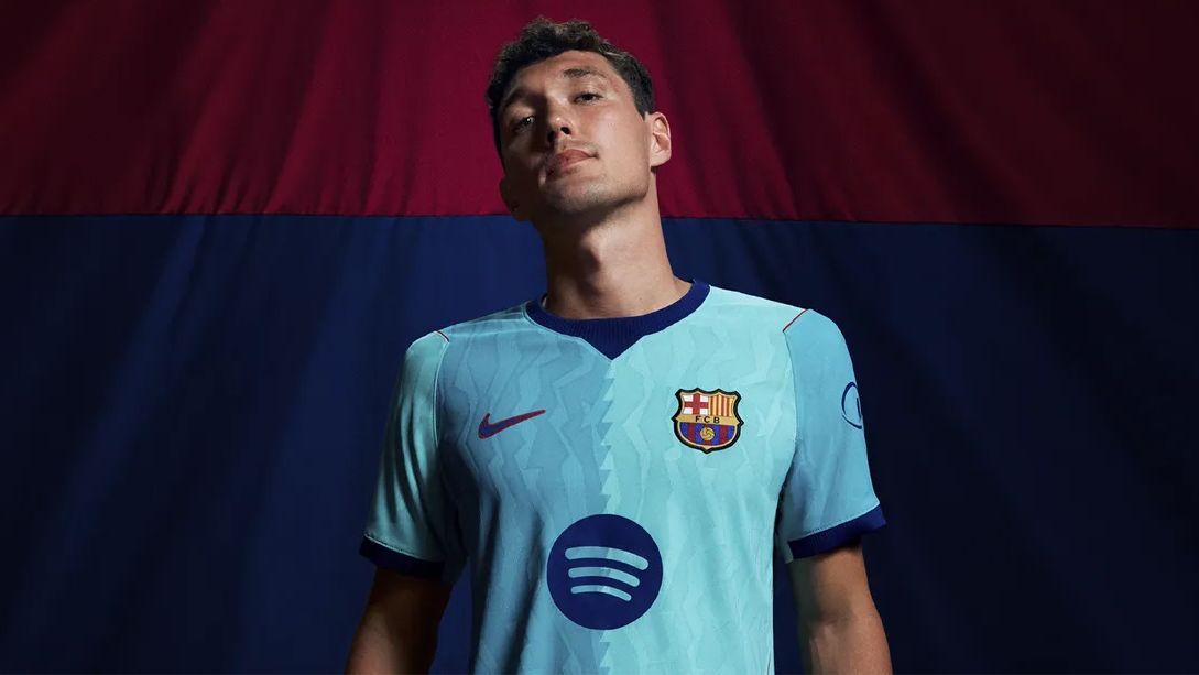 巴萨与皇马公布2026-27赛季第三球衣:经典复古与粉色新意